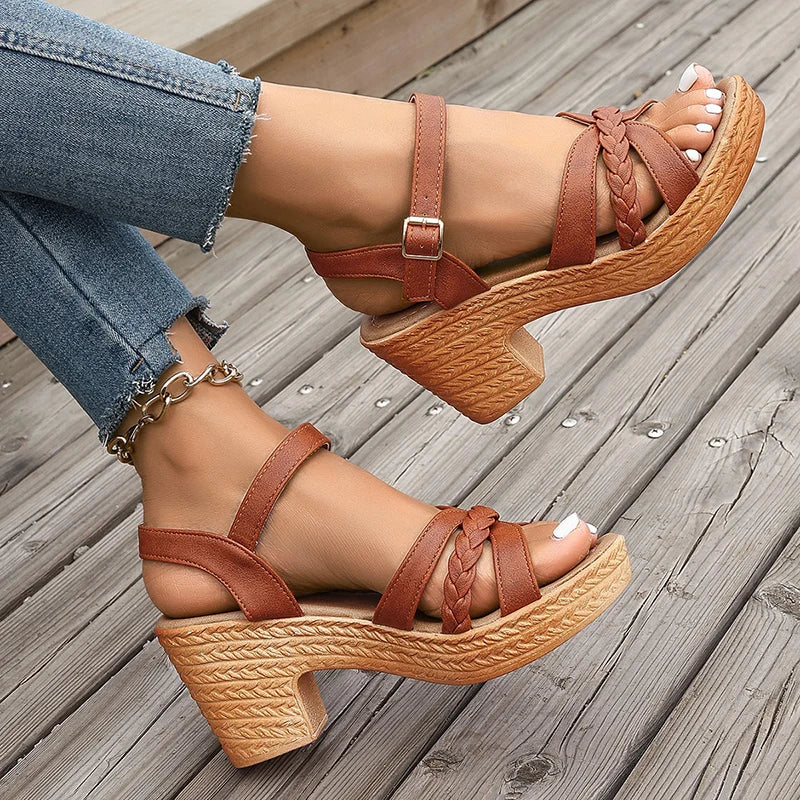 Sandales d'été à talons hauts pour femmes 2025 Sandales d'été à plateforme avec boucle à la cheville pour femmes Sandales gladiateur à talon carré en cuir PU pour femmes
