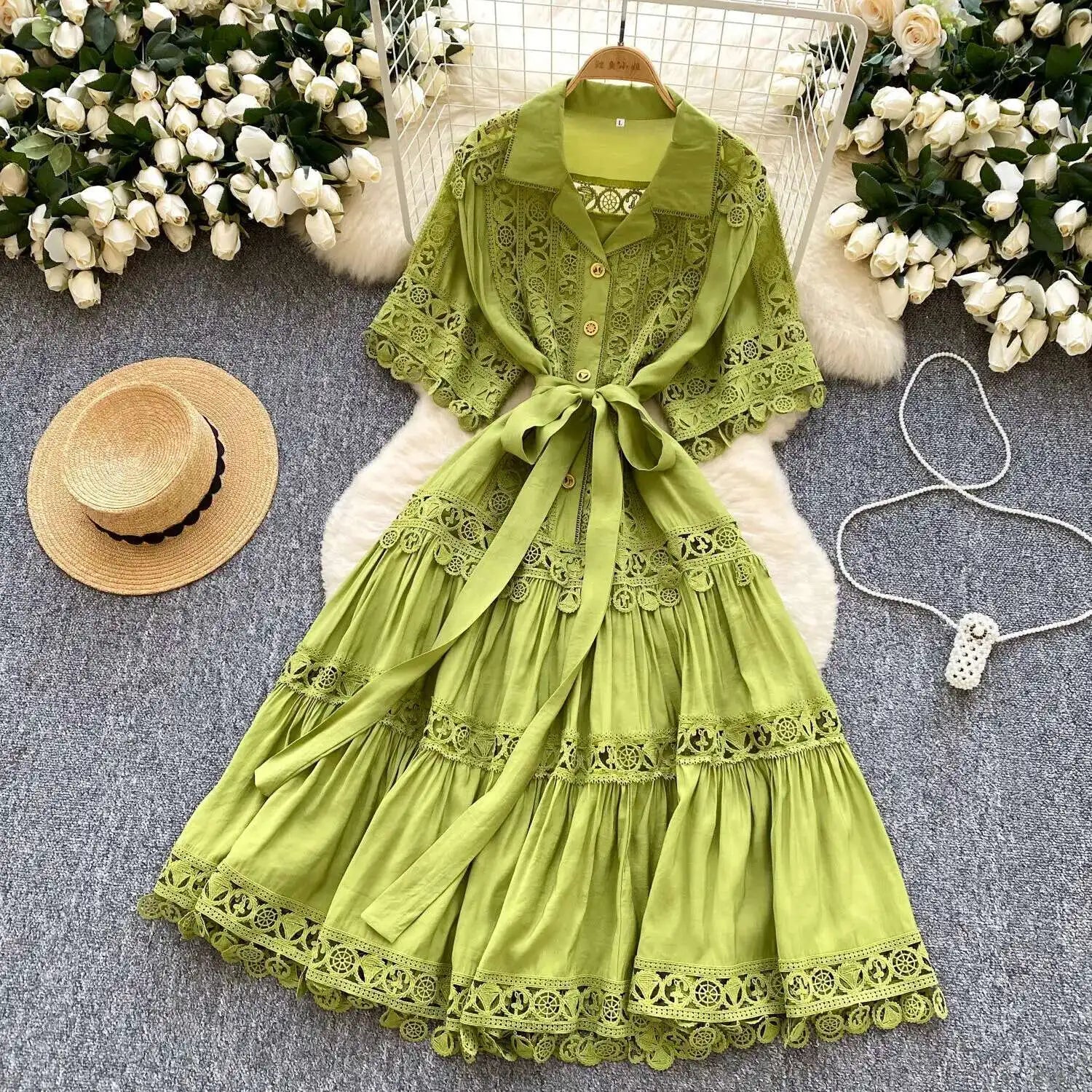 Abiti midi scavati di lusso Camicia da donna Vacanza estiva Elegante bottone monopetto Cintura in pizzo Ricamo Vestido lungo da festa