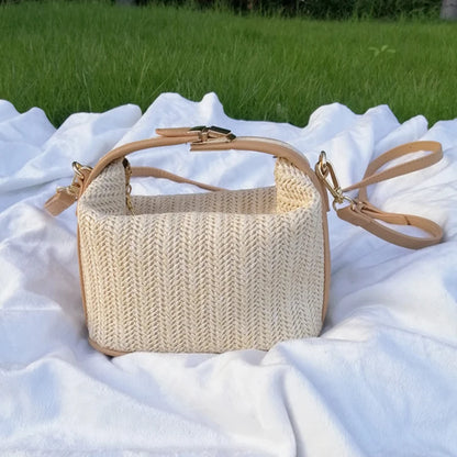 Yogodlns Borsa estiva piccola in paglia Borsa a tracolla alla moda Borsa a tracolla a secchiello intrecciata Borsa da spiaggia casual al mare Borsa con manico per ragazze
