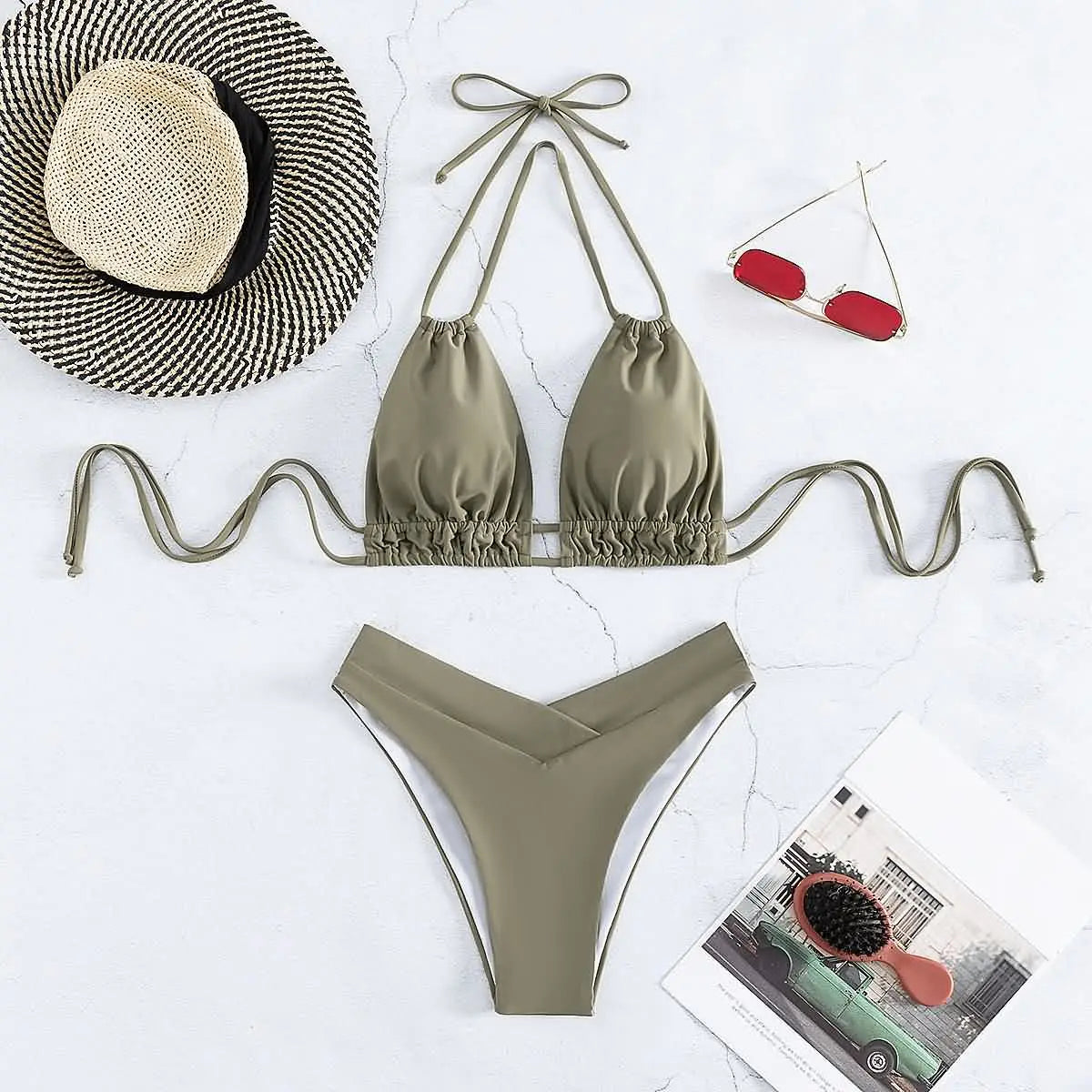 Costume da bagno bikini solido in nylon Costume da bagno sexy con modellazione di moda da donna 2025 Nuovo stile da spiaggia per costume da bagno
