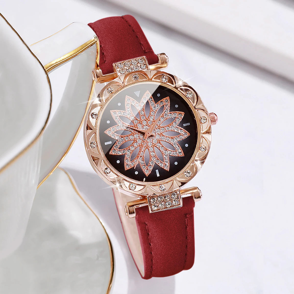 5 pz/set moda donna orologio quadrante fiore orologi al quarzo cinturino in pelle orologi da polso Set di gioielli con strass (senza scatola)