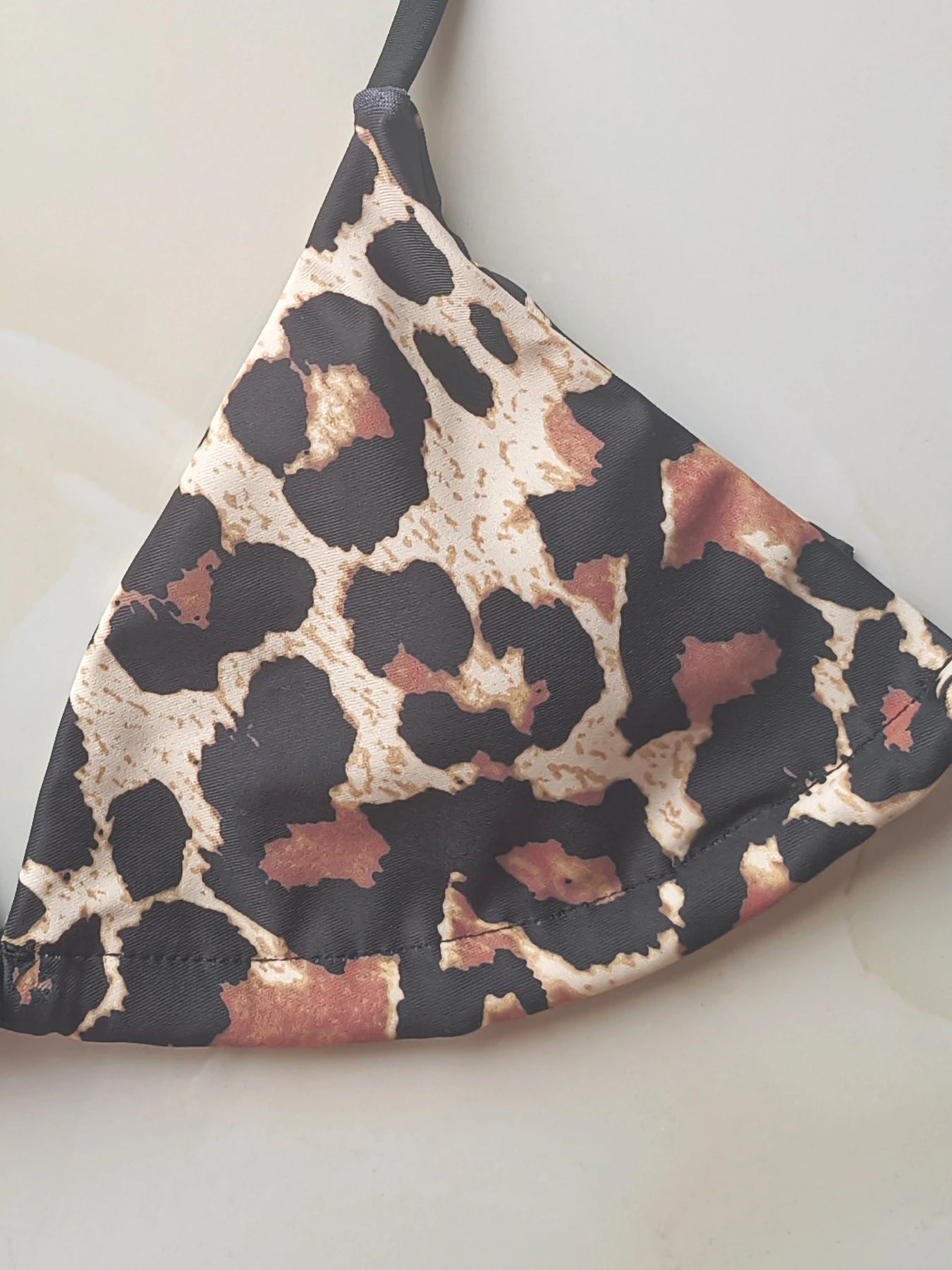 Ladies' leopard print contrasting bikini set comfortable colored lace up swimsuit  perfect bikini suitable for beaches and swim