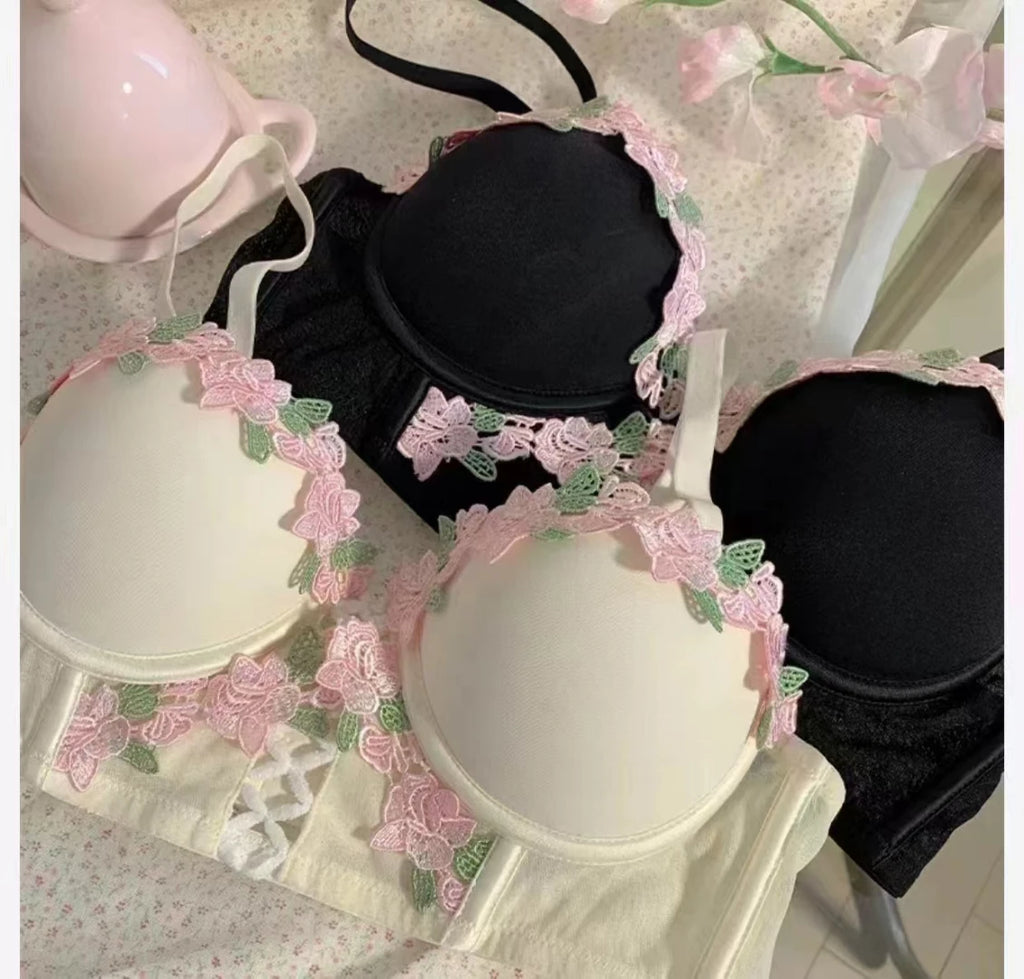 MOYISU London Anime Bralette - Delicato reggiseno senza fili per adolescenti, lingerie estiva giapponese Busto piccolo Allure sottile aderente