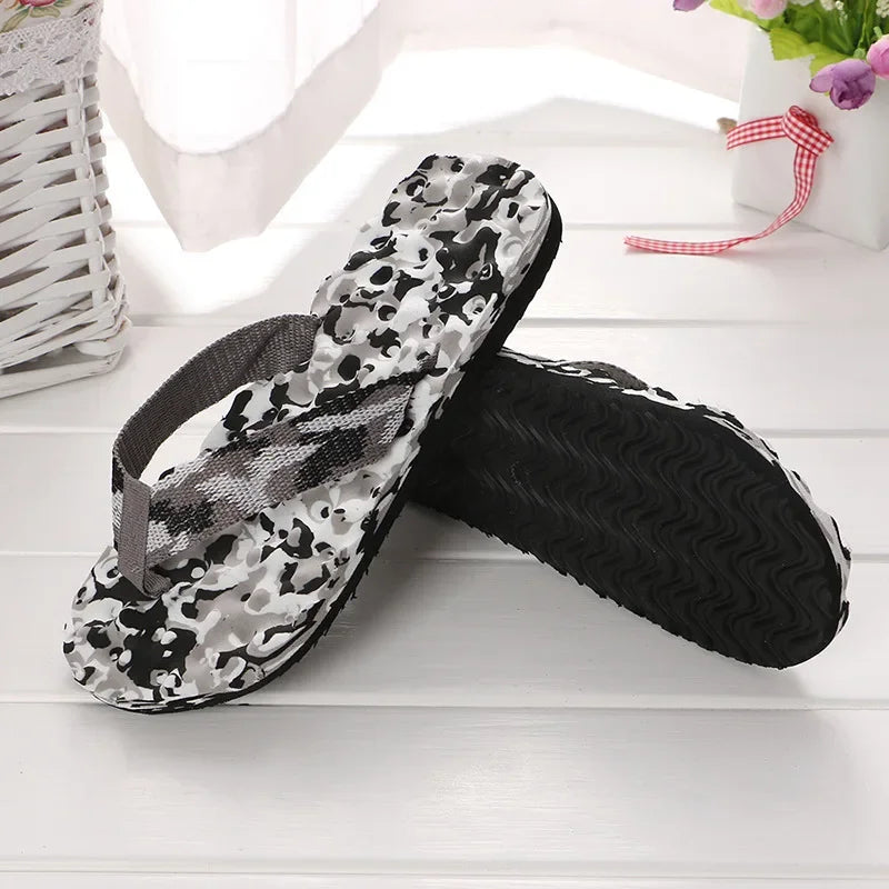 New Fashion Summer Massage Infradito Pantofole da uomo Sandali da spiaggia Comodi scarpe casual da uomo Moda Uomo Infradito Calzature