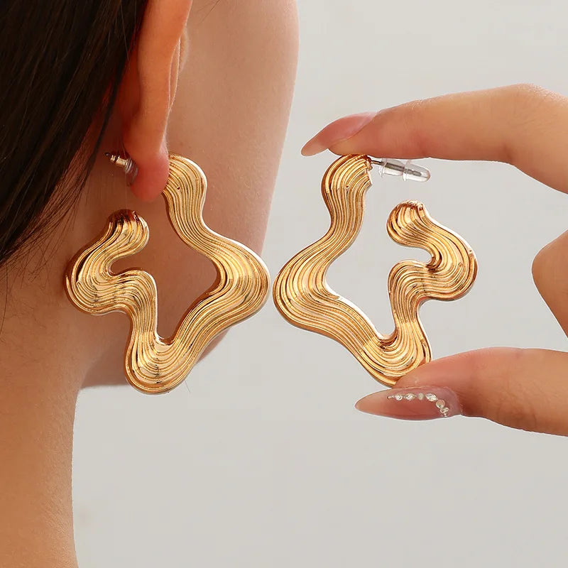 Orecchini Vintage Geometrici Irregolari in Metallo per Donne, Tendenza 2025, Orecchini a Perno Dorati, Gioielli