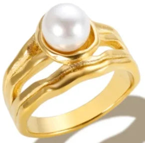 Anello minimalista con cuore d'amore in acciaio inossidabile per donna Anelli con zirconi intarsiati Gioielli di moda romantici impermeabili color oro