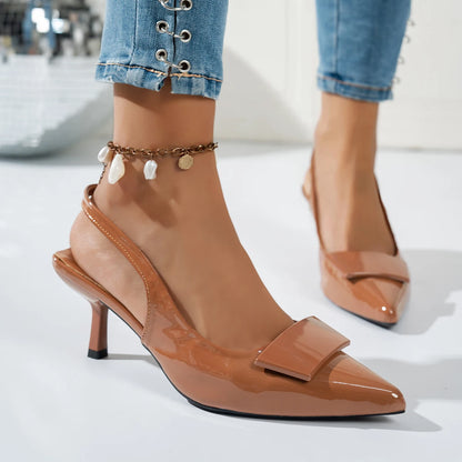 Sandales d'été 2026 pour femme à talon haut, chaussures élégantes à bout pointu avec bride arrière, design tendance pour banquets et fêtes