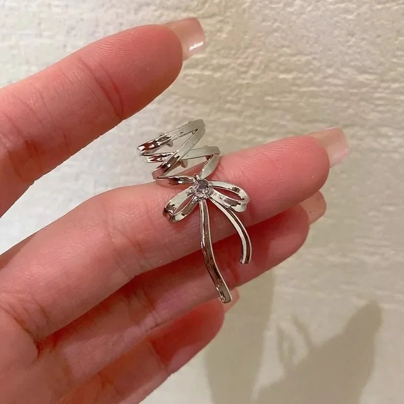 Orecchini con polsino dell'orecchio della farfalla rosa per le donne ragazze Fashion Bowknot No Piercing Clip orecchino Piercing finto Clip di balletto su gioielli