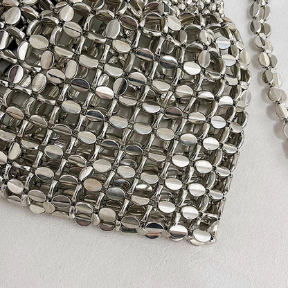 Borsa a tracolla intrecciata con perline fatta a mano di lusso francese leggera Borsa a tracolla versatile cava con design estivo in metallo 2025 per donna