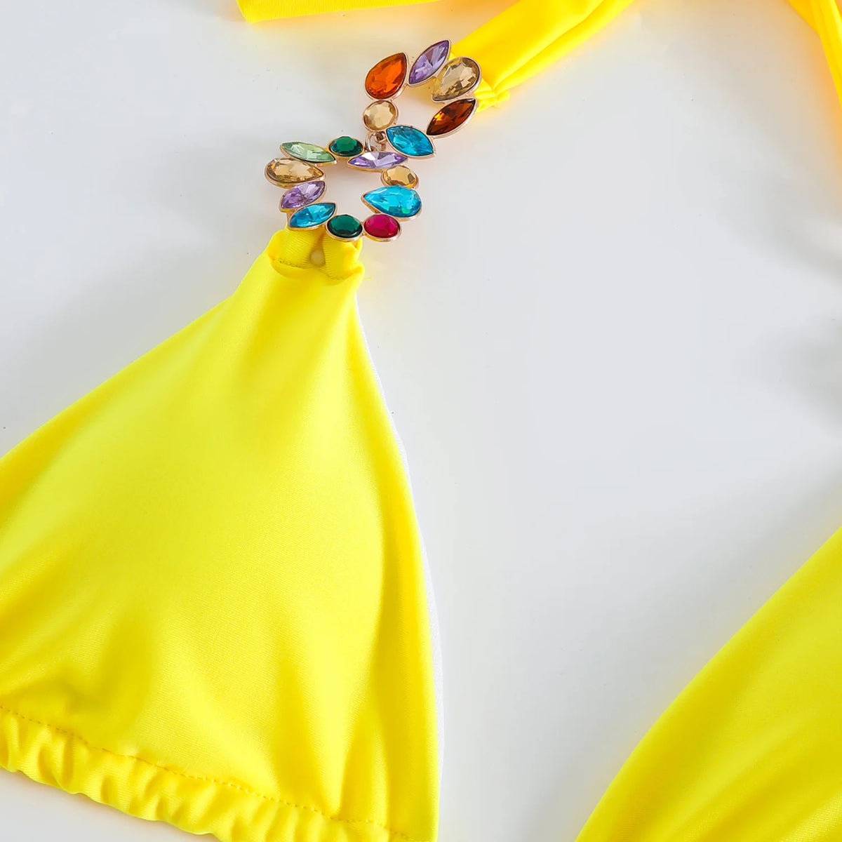 Bikini Giallo Sexy con Strass 2026, Costume da Bagno Femminile, Set Bikini Brasiliano, Abbigliamento da Spiaggia