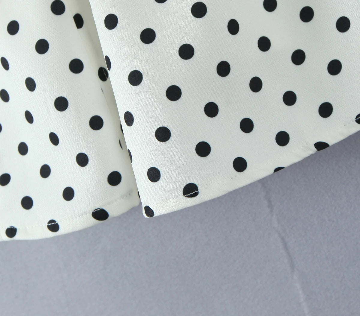 2025 Sexy Polka Dot Pieghettato Increspato Halter Dress Donna Profondo scollo a V Sottile Vita bassa Swing Ball Gown Abiti corti Robe Vestidos