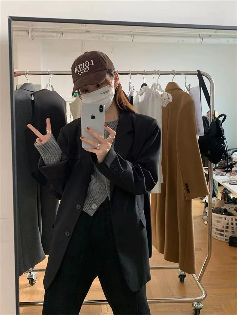 Bottoni Slim caldi in lana invernale da donna O collo maglieria corta coreano Harajuku moda manica lunga lavorato a maglia con collo elastico Top