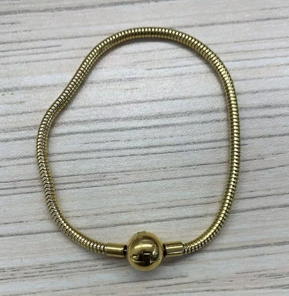 Bracciale a catena con ciondolo a forma di cuore o rotondo in acciaio inossidabile