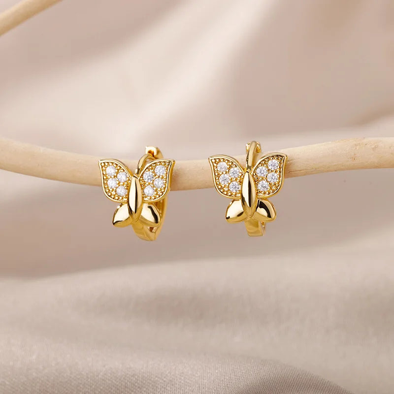 Orecchini a Farfalla per Donne e Ragazze, Moderni in Acciaio Inossidabile Color Oro, Tendenza 2026, Novità per Matrimoni, Gioielli Estetici Femminili