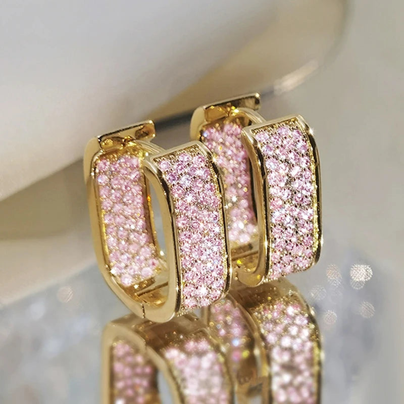 Huitan Orecchini a cerchio CZ pavimentati alla moda coreana per le donne Orecchini per ragazze semplici e versatili in metallo color argento/oro Gioielli caldi