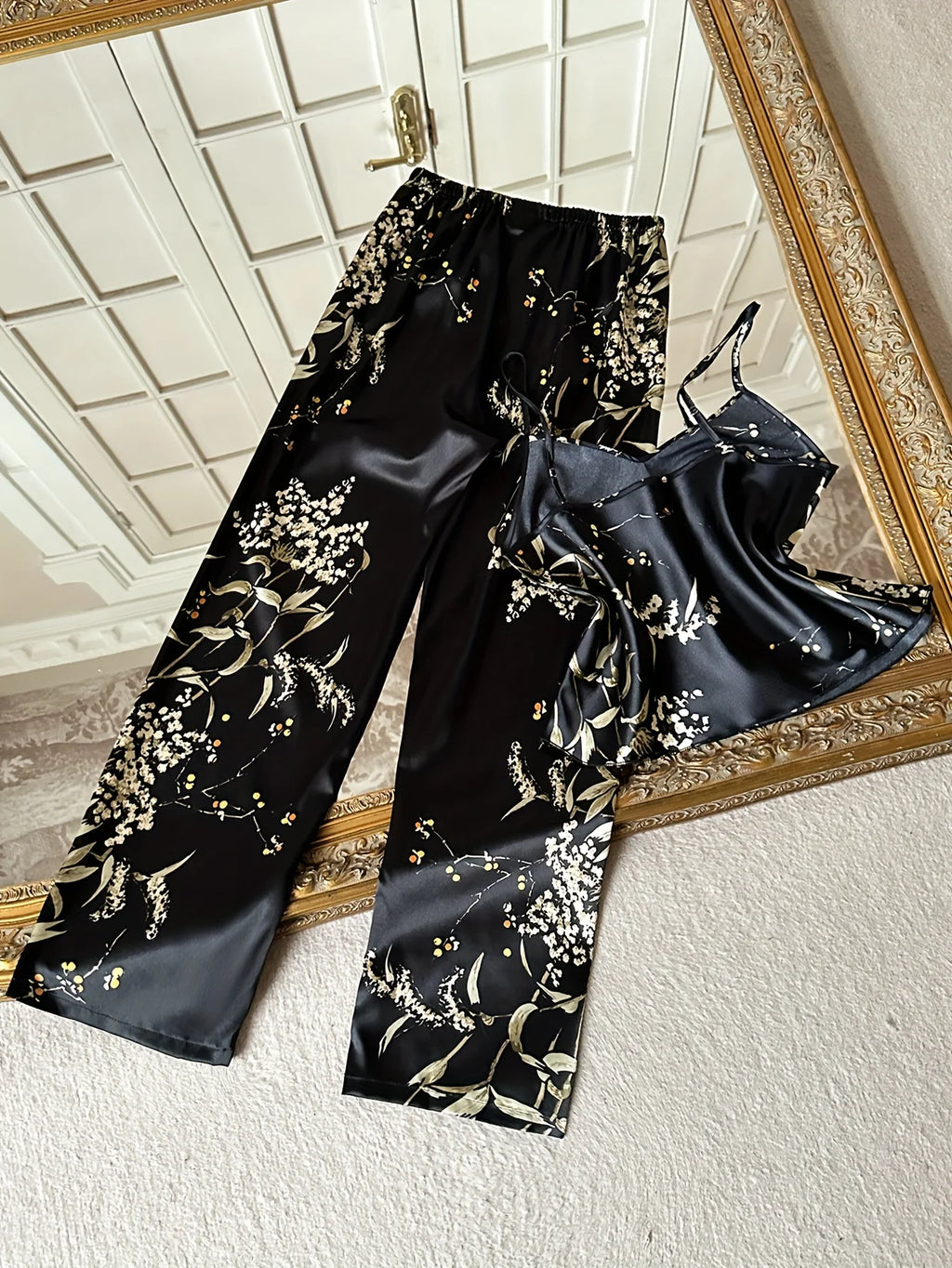 Nuovo Set Pigiama da Donna con Stampa Ciliegie, Senza Maniche, Scollo a V, Sexy, Moda 2 Pezzi, Abbigliamento da Casa per Estate e Primavera