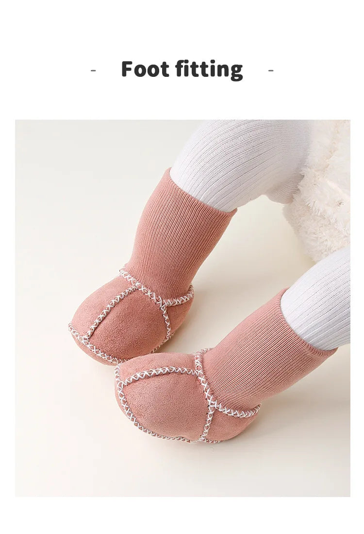 Scarpe spesse in pelle scamosciata per bambini Neonati Stivaletti caldi in peluche invernale Stivaletti per ragazze in pelliccia Pelle di pecora unisex Bambini Ragazzo Primi camminatori
