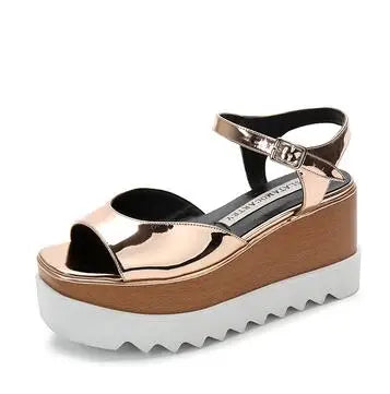 Genuine Leather Buckle Strap Sandals Breathable Sneakers Stars women summer rivets shoes Korean Style Platform Casual Shoes