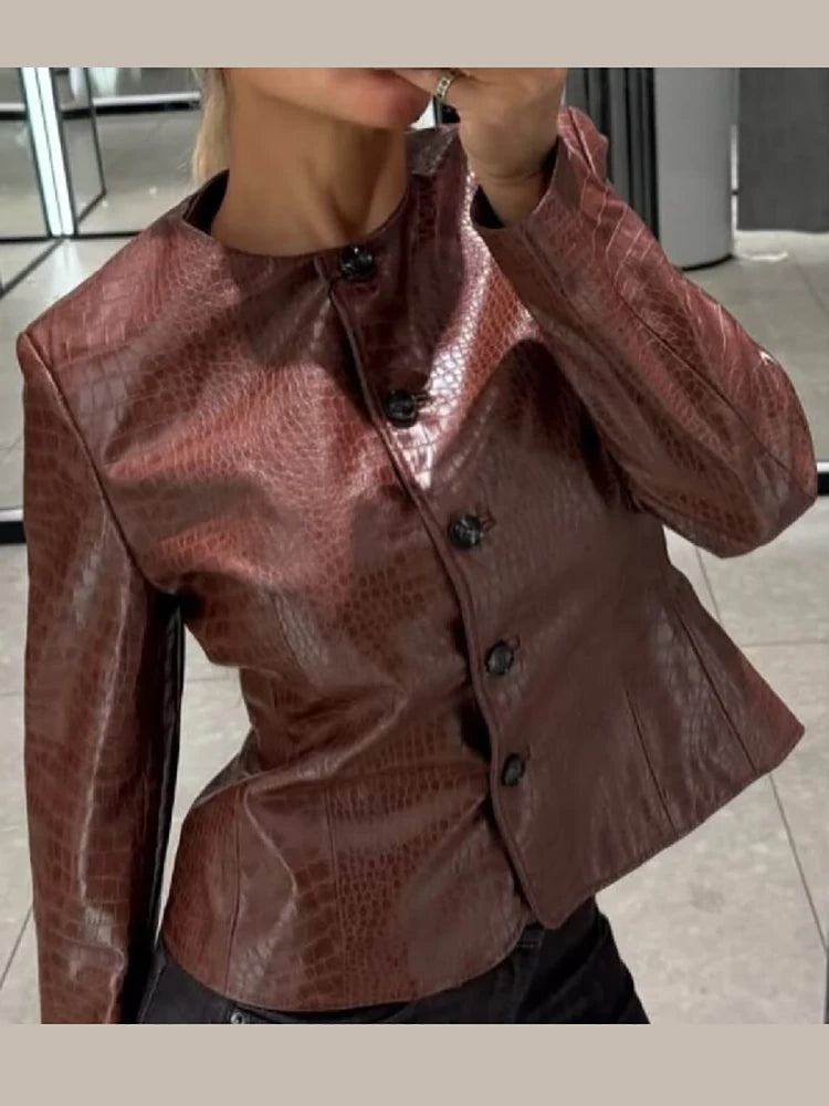 Giacca da donna in similpelle con stampa coccodrillo, scollo rotondo, chiusura con bottoni, orlo a peplum svasato, vestibilità slim, cappotto corto, abbigliamento da strada per donne.