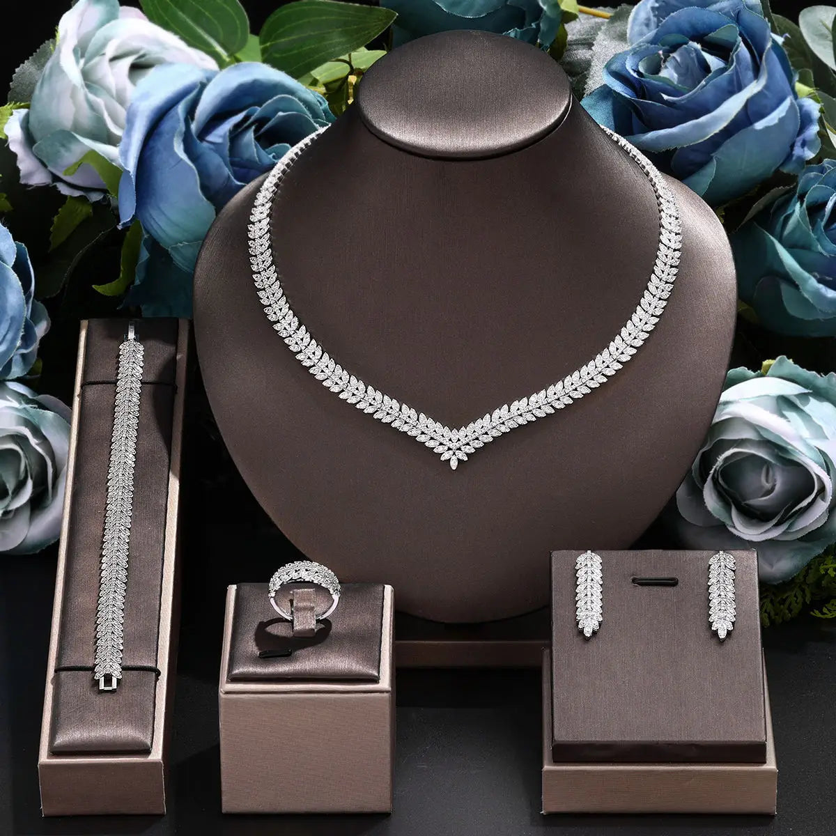 Zirkonia Brautschmuck-Set für Damen Dubai Saudi Hochzeit Halskette Ohrringe Armband Ring Set Ballabendkleid Party Schmuck