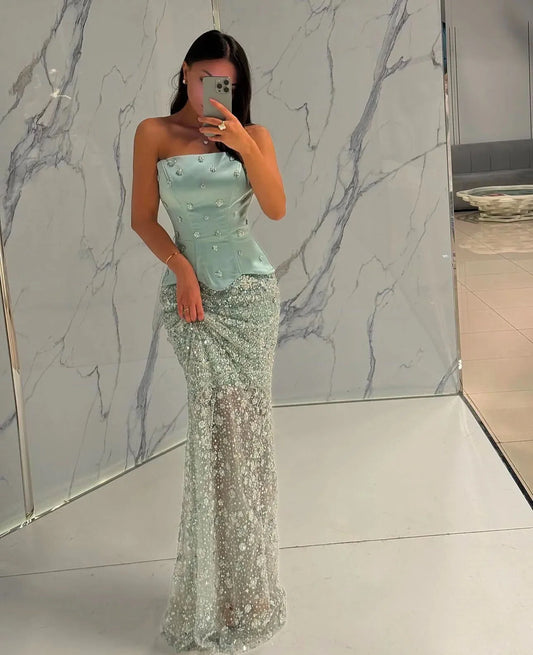 Abito da sera in cristallo di lusso senza spalline 2025 Elegante abito da cerimonia nuziale con spalle scoperte Abiti a sirena personalizzati