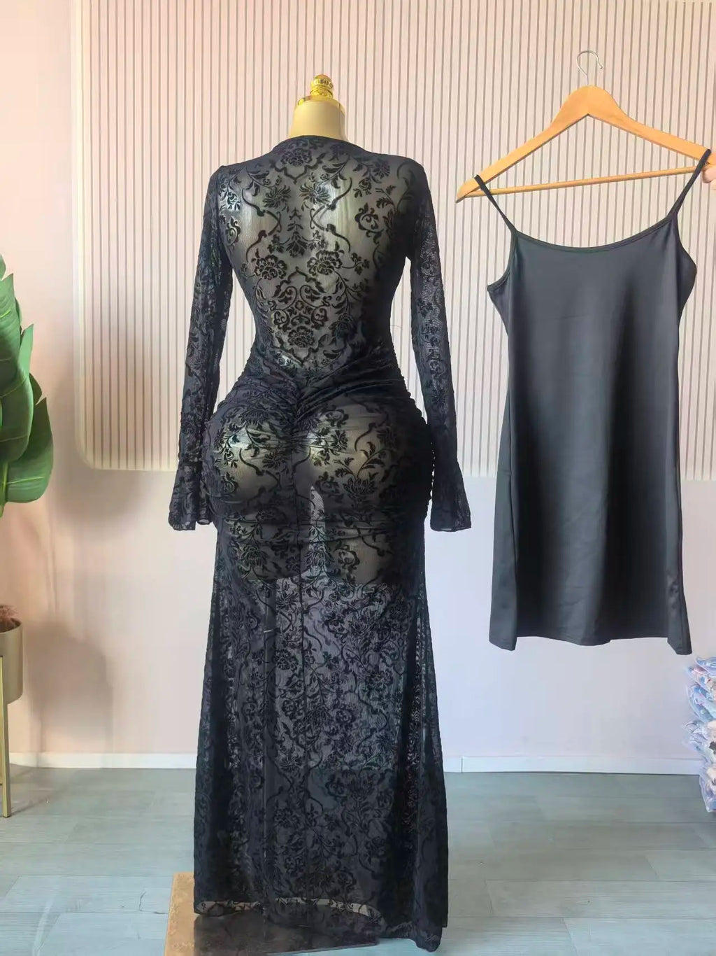 CM.YAYA Abito lungo aderente da donna a maniche lunghe in rete increspata trasparente con fodera 2025 Abiti da festa sexy per compleanno da sera autunnale